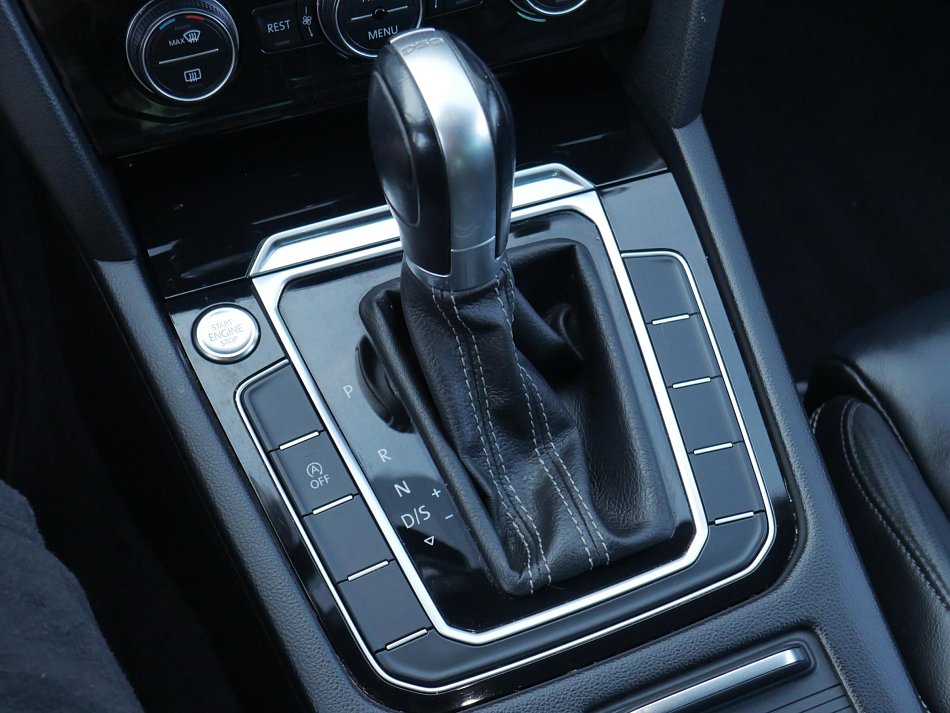 Volkswagen Passat 2.0 TDi R-Line