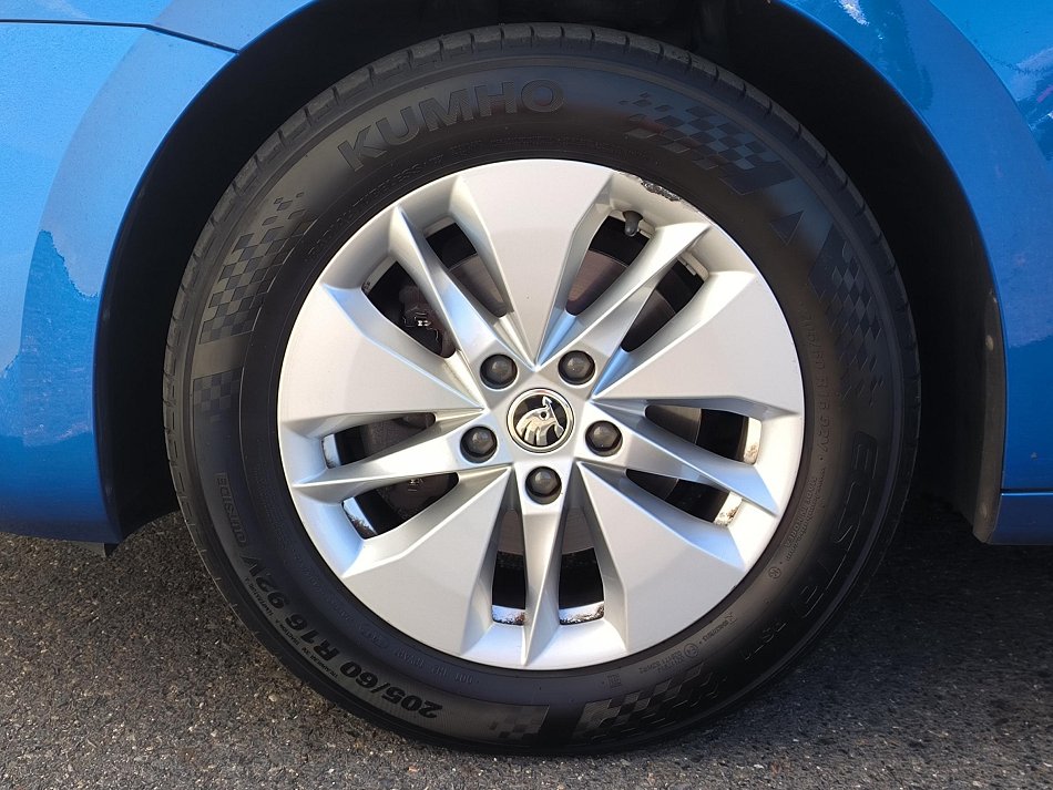 Škoda Octavia IV 1.0 TSi Ambition