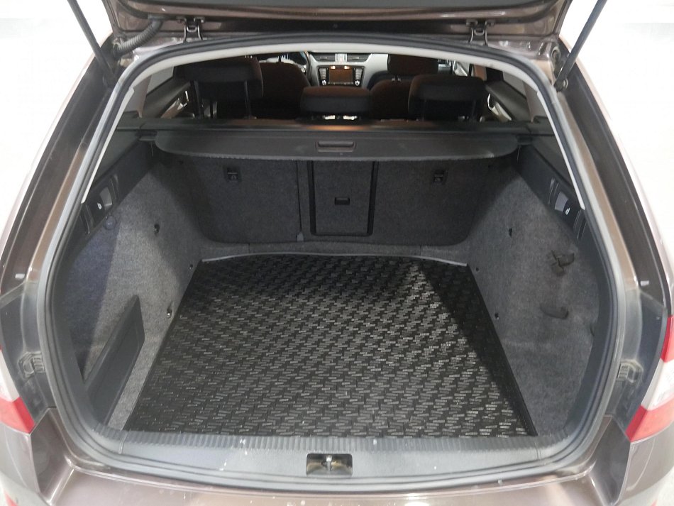 Škoda Octavia III 2.0TDi  4x4