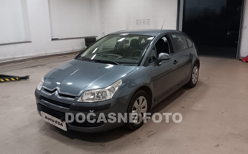 Citroën C4 1.4i 