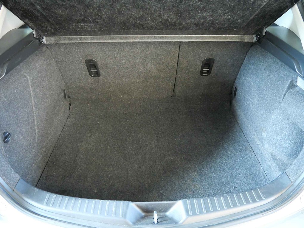 Mazda 3 1.6 i 
