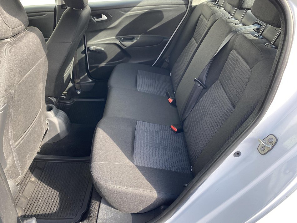 Peugeot 301 1.2 PT 