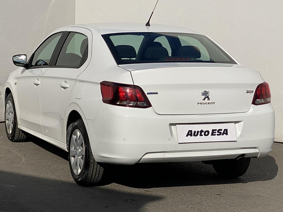 Peugeot 301 1.2 PT 