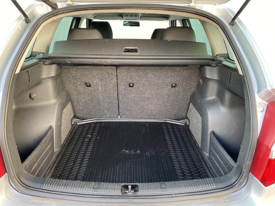 Škoda Fabia II 1.4 16V Ambiente