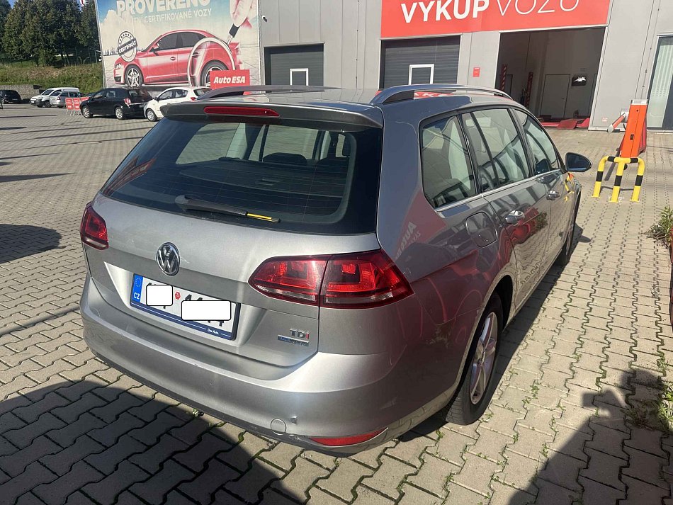 Volkswagen Golf 1.6 TDi 