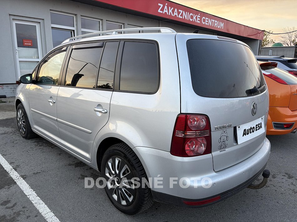 Volkswagen Touran 2.0 tdi 