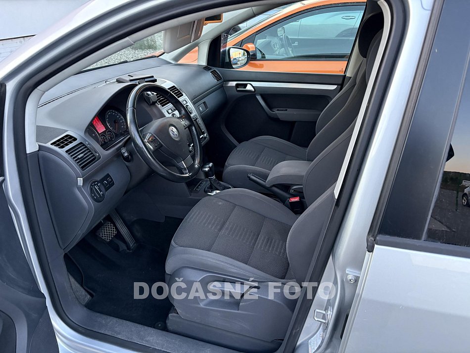 Volkswagen Touran 2.0 tdi 