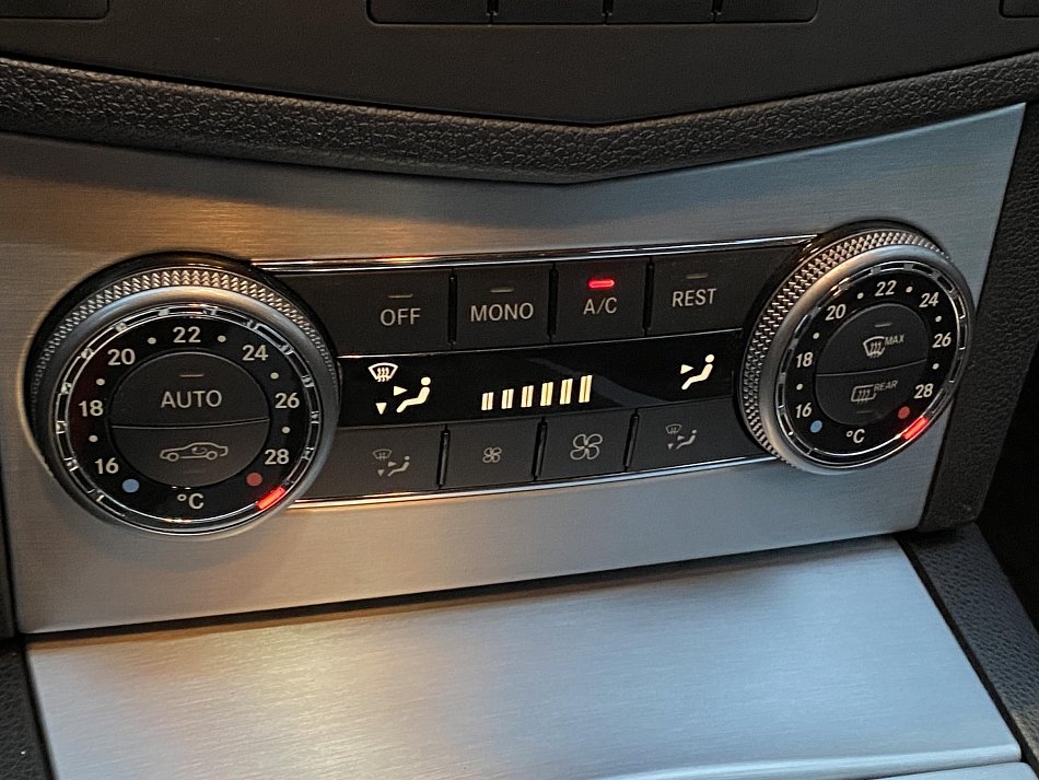 Mercedes-Benz Třída C 3.0i Avantgarde C280