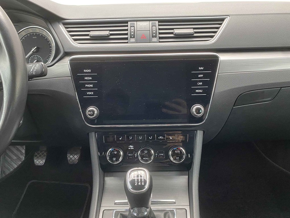 Škoda Superb III 2.0 TDi Style