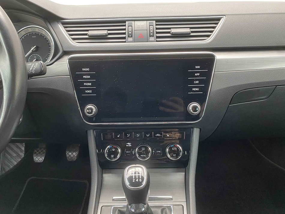 Škoda Superb III 2.0 TDi Style