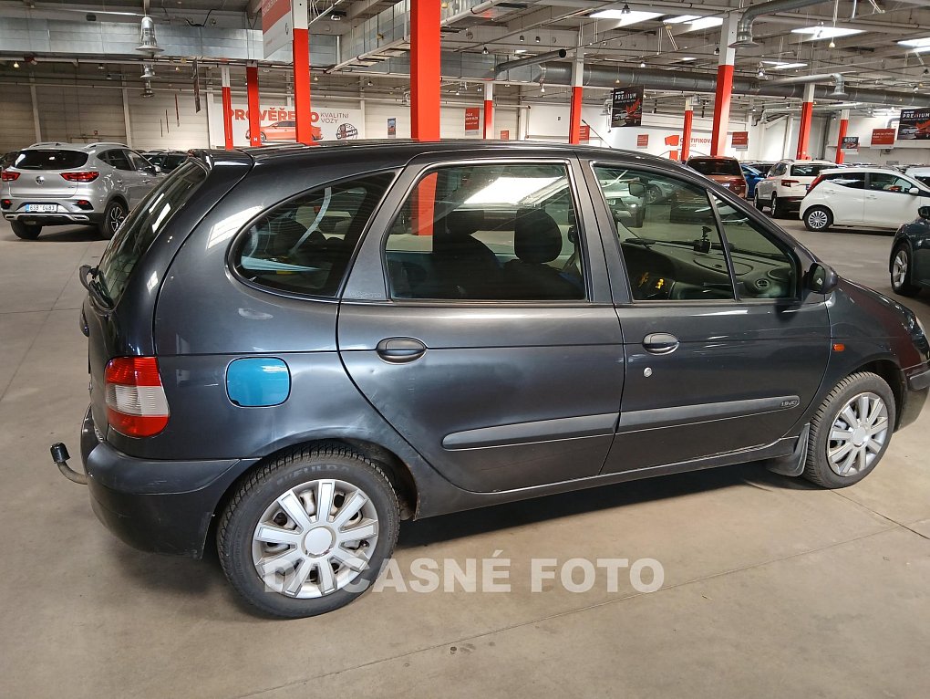 Renault Scénic 1.9 dCi 