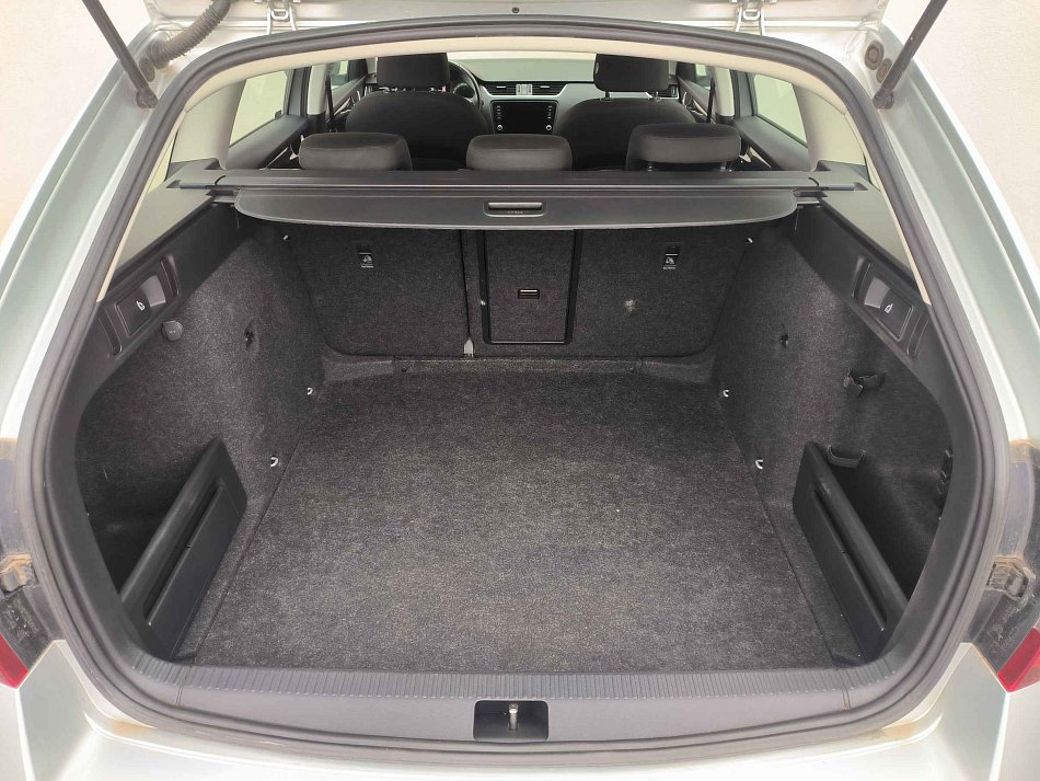 Škoda Octavia III 1.6TDi Style