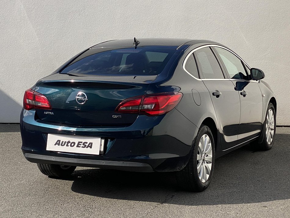 Opel Astra 1.6CDTi 