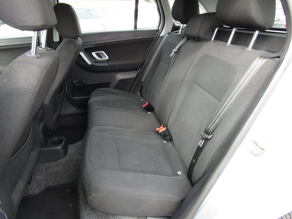 Škoda Fabia II 1.6i 
