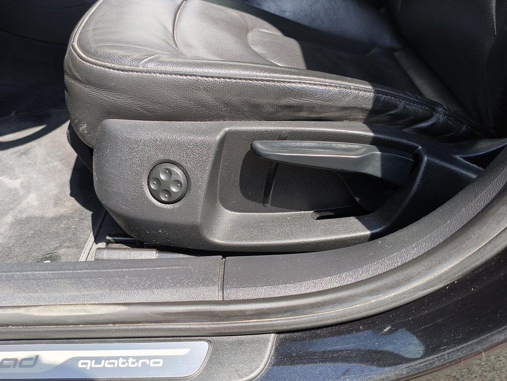 Audi A4 Allroad 3.0 TDi  quattro