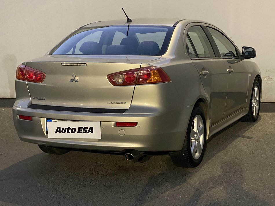 Mitsubishi Lancer 2.0D 