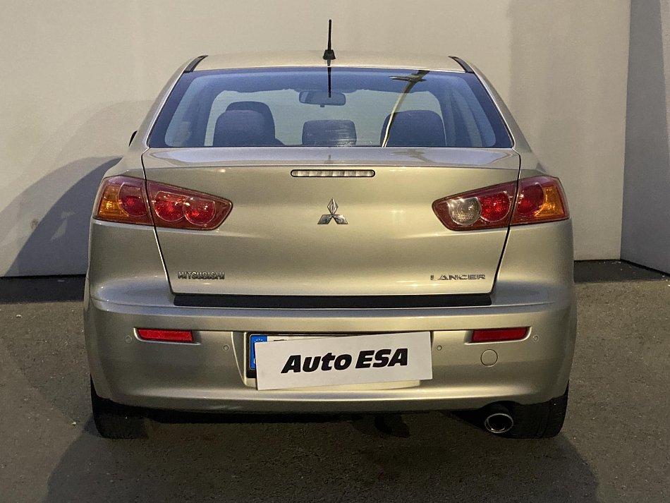 Mitsubishi Lancer 2.0D 