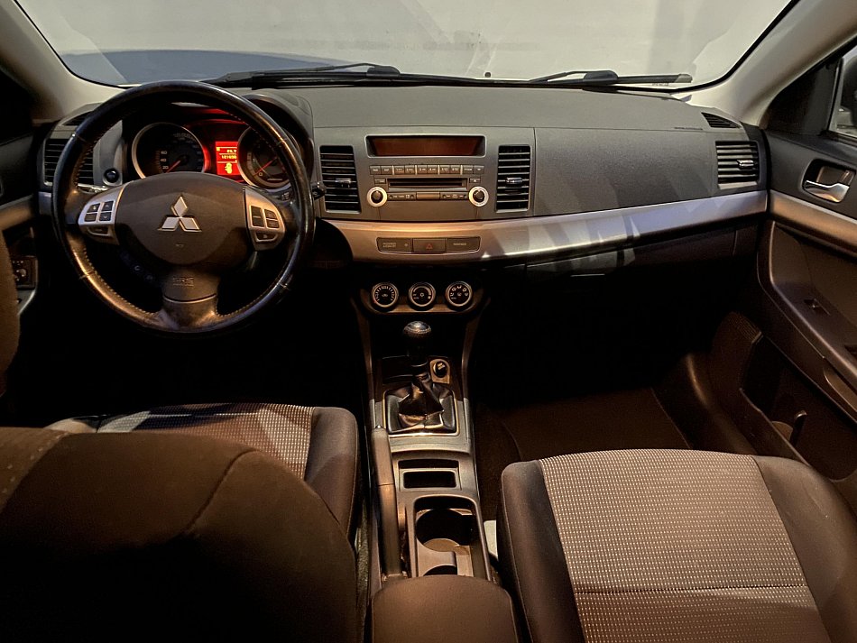 Mitsubishi Lancer 2.0D 