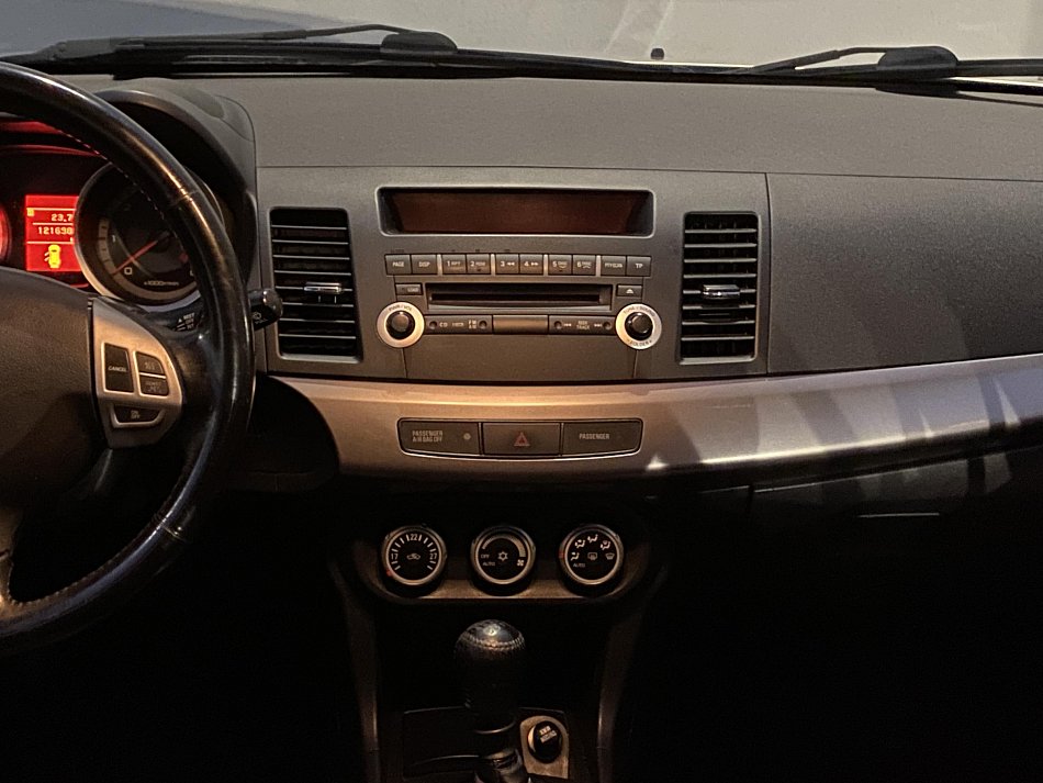 Mitsubishi Lancer 2.0D 