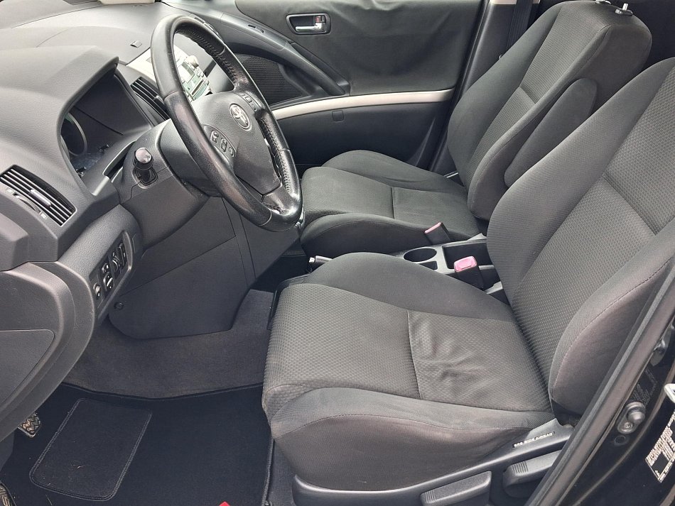 Toyota Corolla Verso 2.2D 