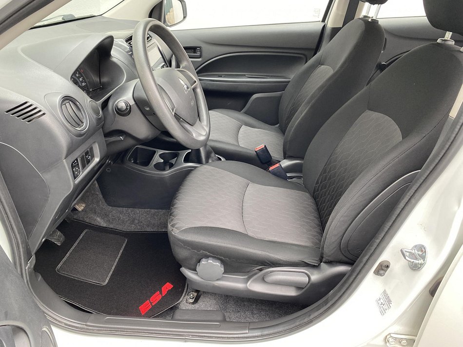 Mitsubishi Space Star 1.2 i 