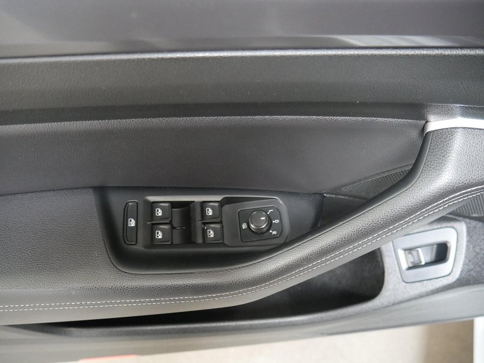 Volkswagen Passat 2.0TDI  4x4