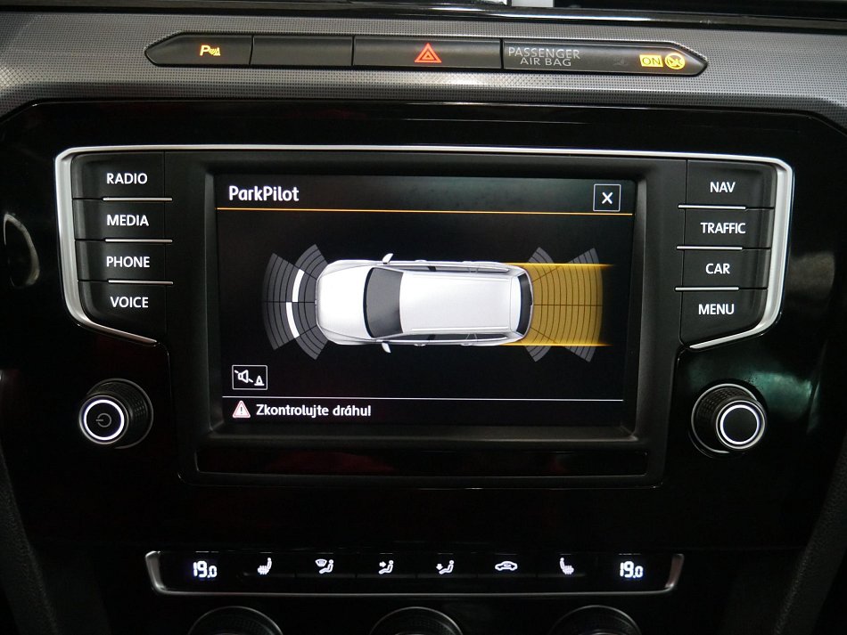 Volkswagen Passat 2.0TDI  4x4