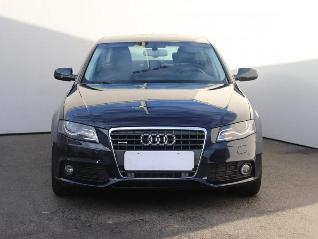 Audi A4 2.0 TDi 