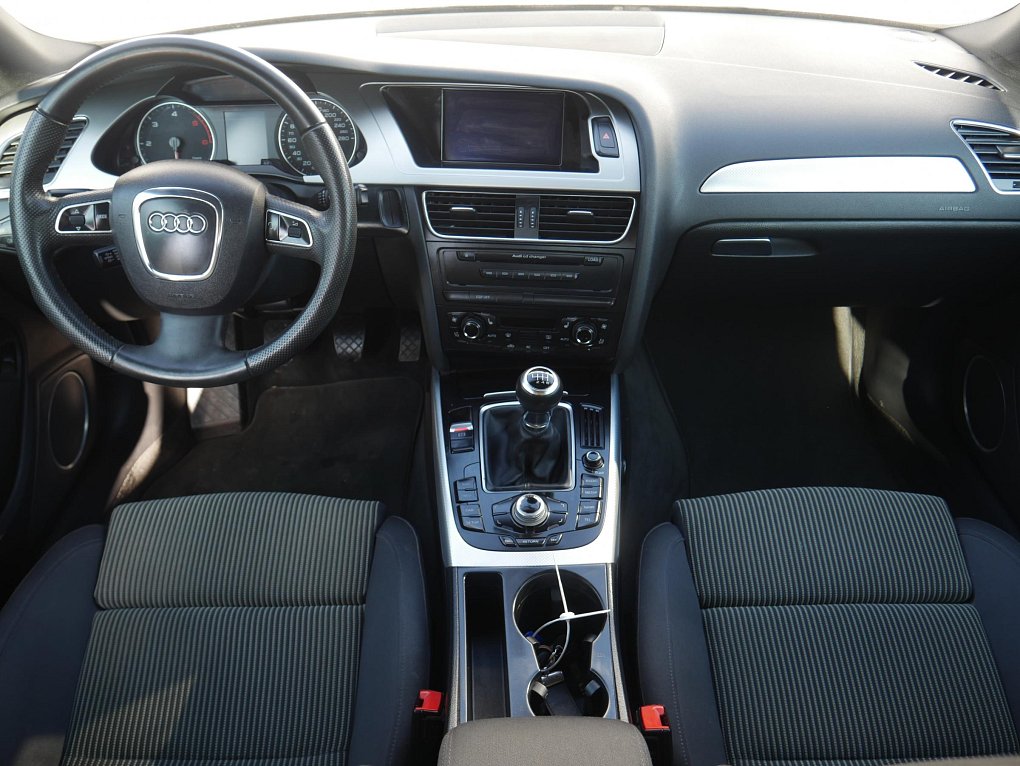 Audi A4 2.0 TDi 