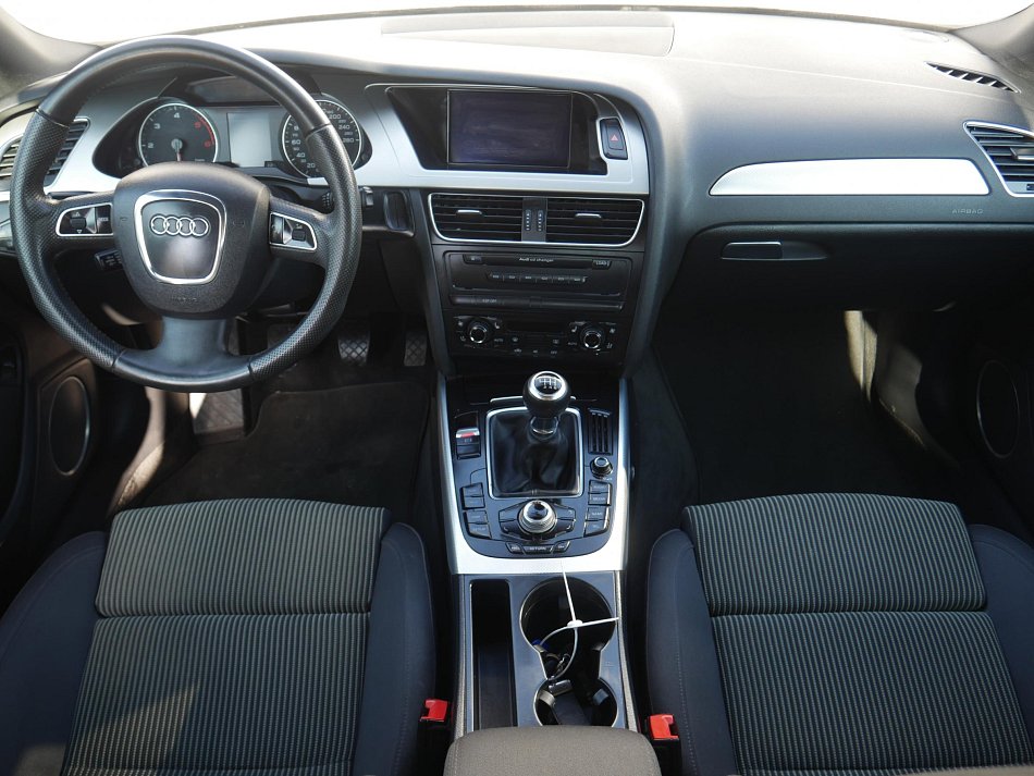 Audi A4 2.0 TDi 