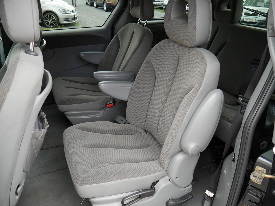 Chrysler Voyager 2.8CRD 