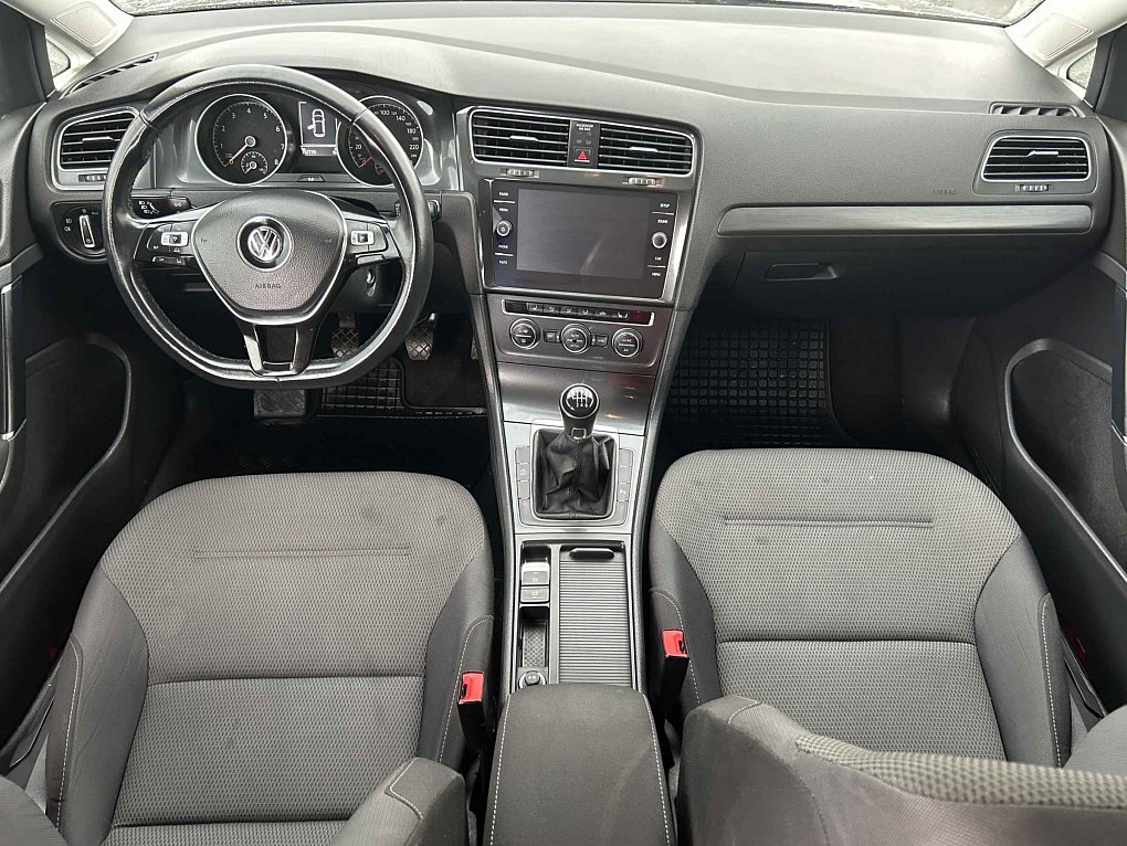Volkswagen Golf 1.5 TSi 