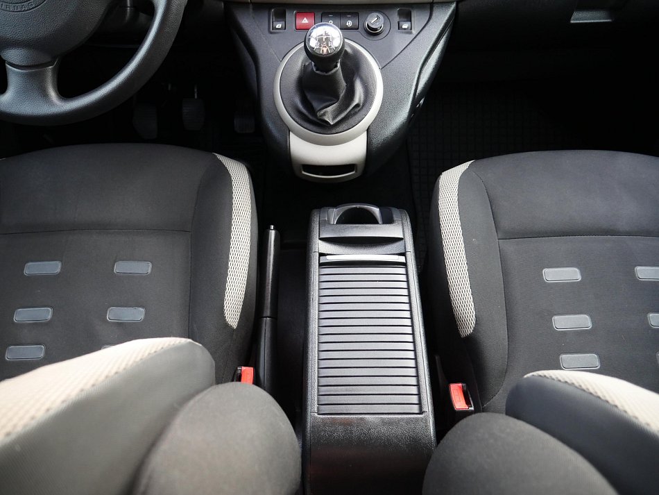 Citroën Berlingo 1.6HDi  7míst