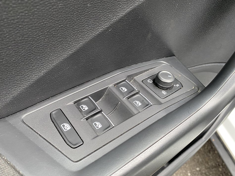 Volkswagen T-Roc 1.6 TDi Comfortline