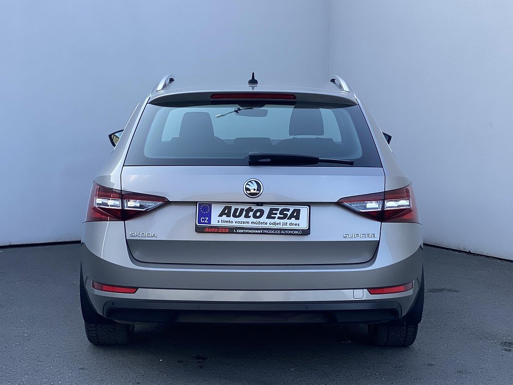 Škoda Superb III 1.8 TSi Style