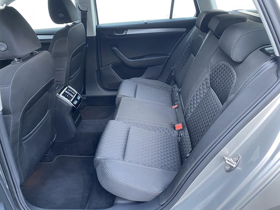 Škoda Superb III 1.8 TSi Style