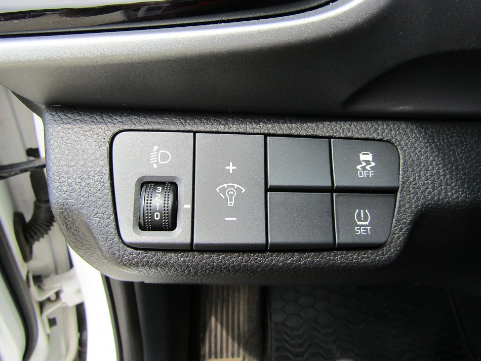 Kia Stonic 1.4i 