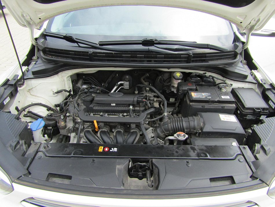 Kia Stonic 1.4i 