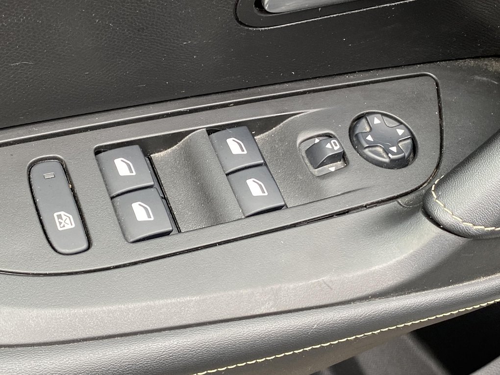 Peugeot 2008 1.2 PT GT