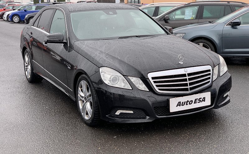 Mercedes-Benz Třída E 3.0 CDI 