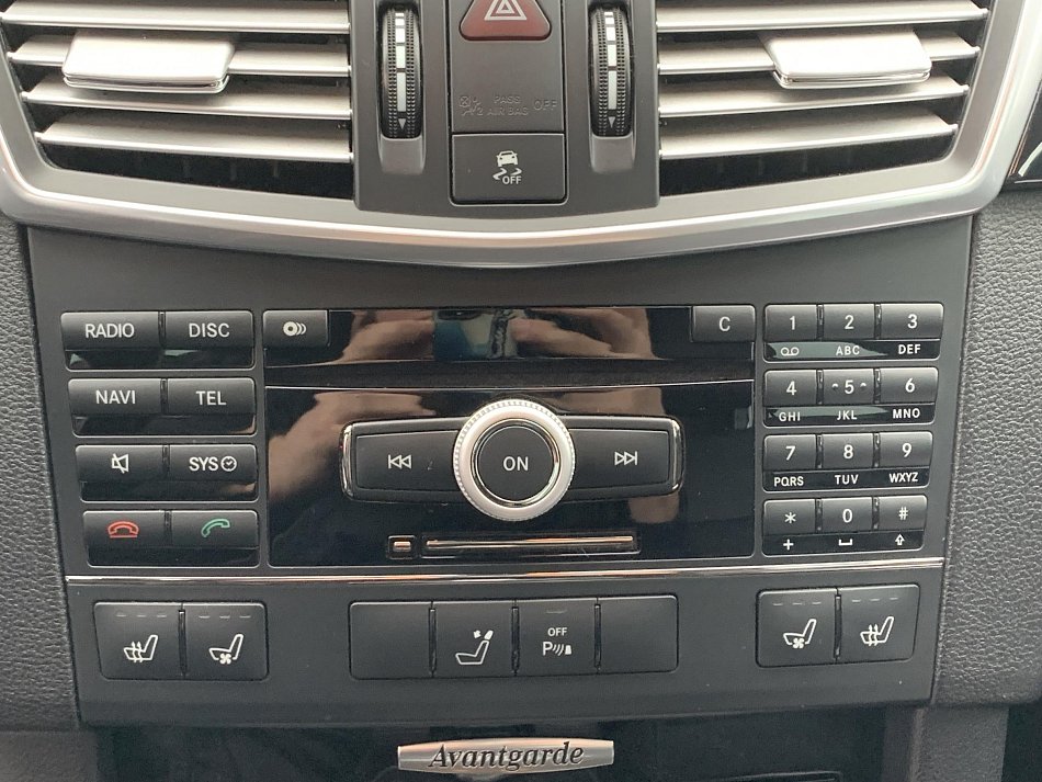 Mercedes-Benz Třída E 3.0 CDI 