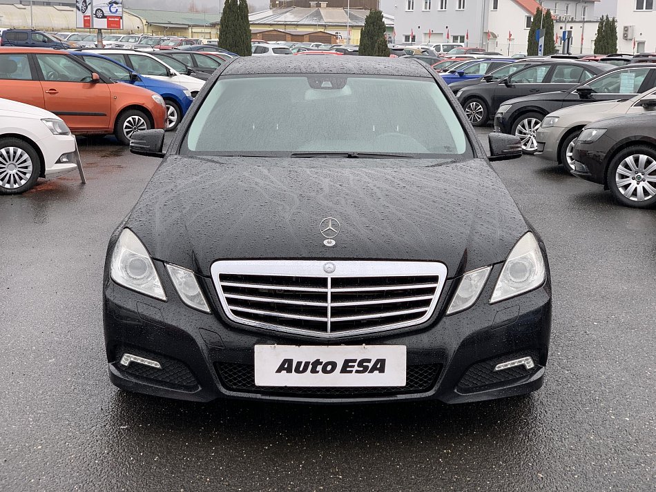 Mercedes-Benz Třída E 3.0 CDI 