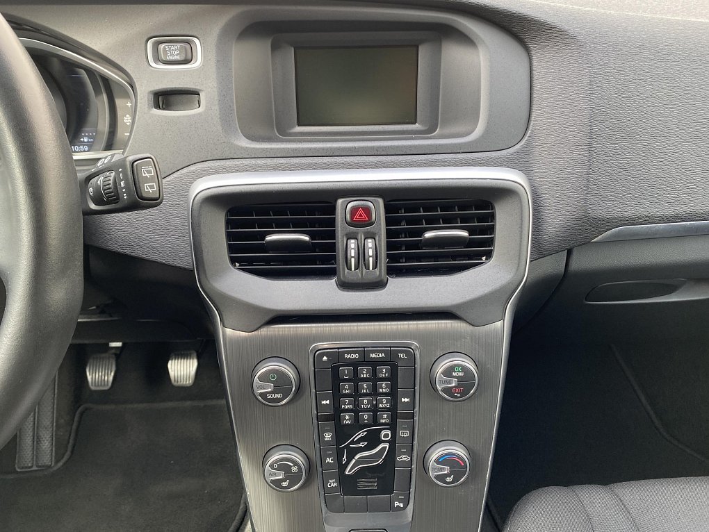 Volvo V40 2.0 i 