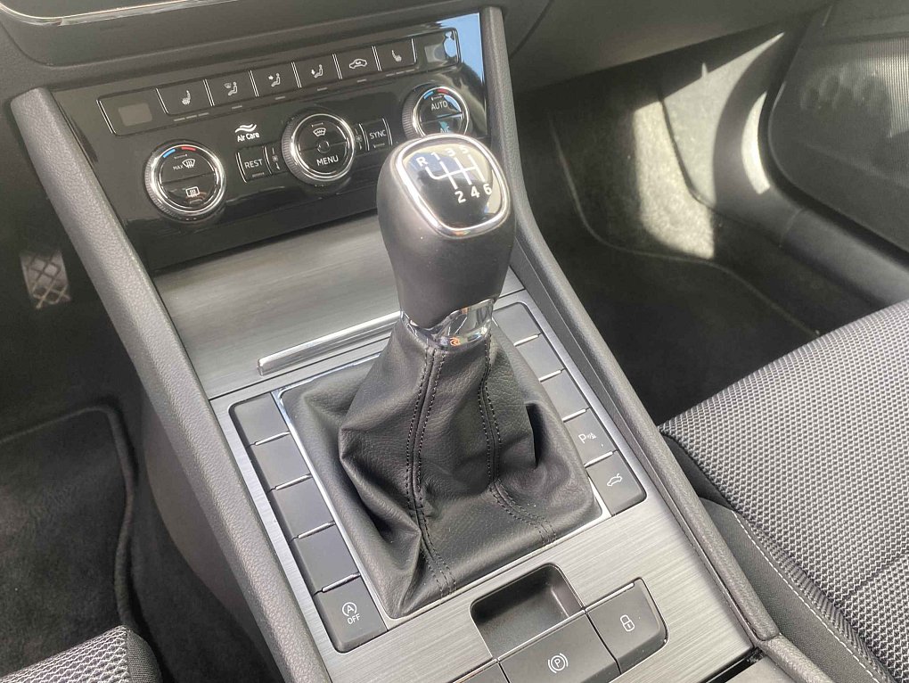 Škoda Superb III 2.0 TDi Style