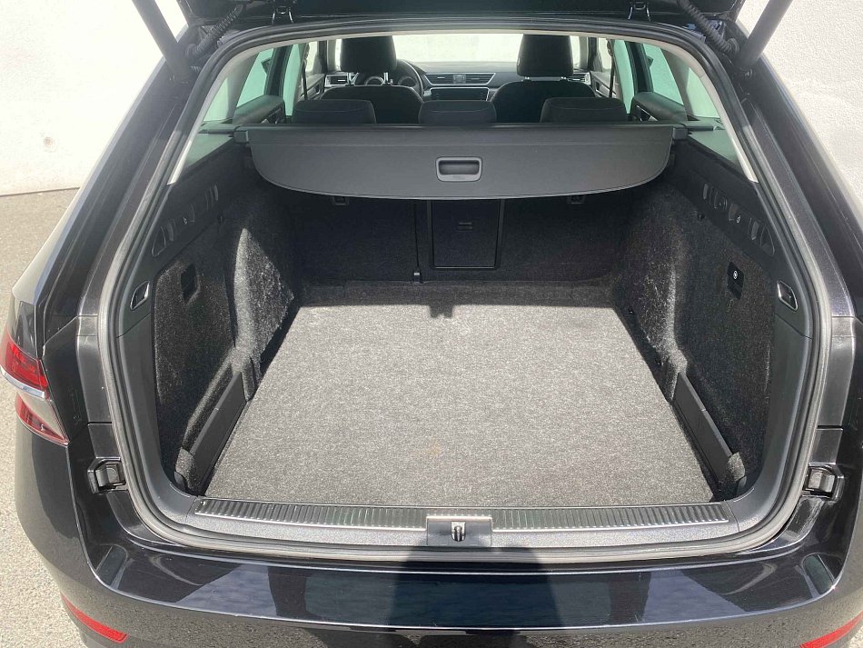 Škoda Superb III 2.0 TDi Style