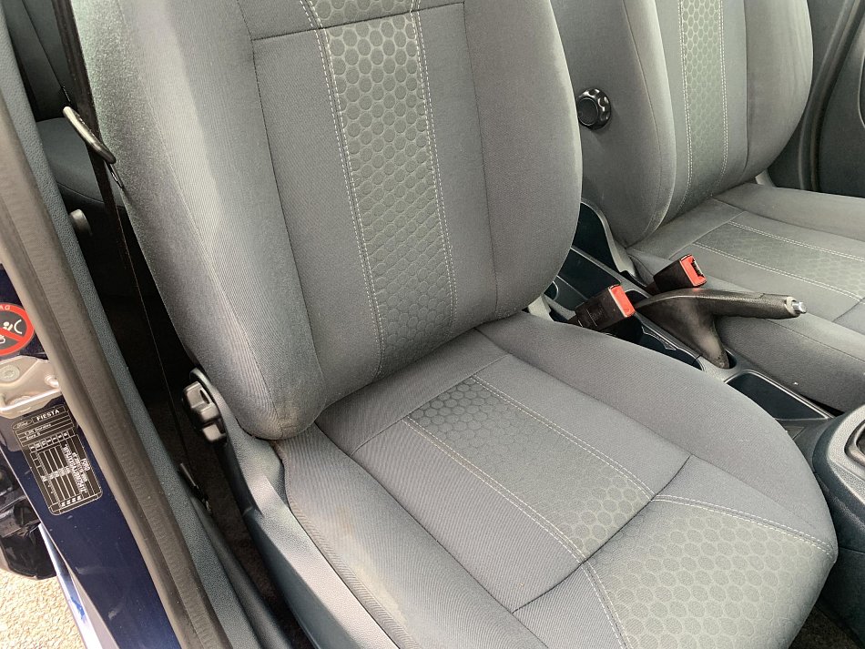 Ford Fiesta 1.2 i Titanium