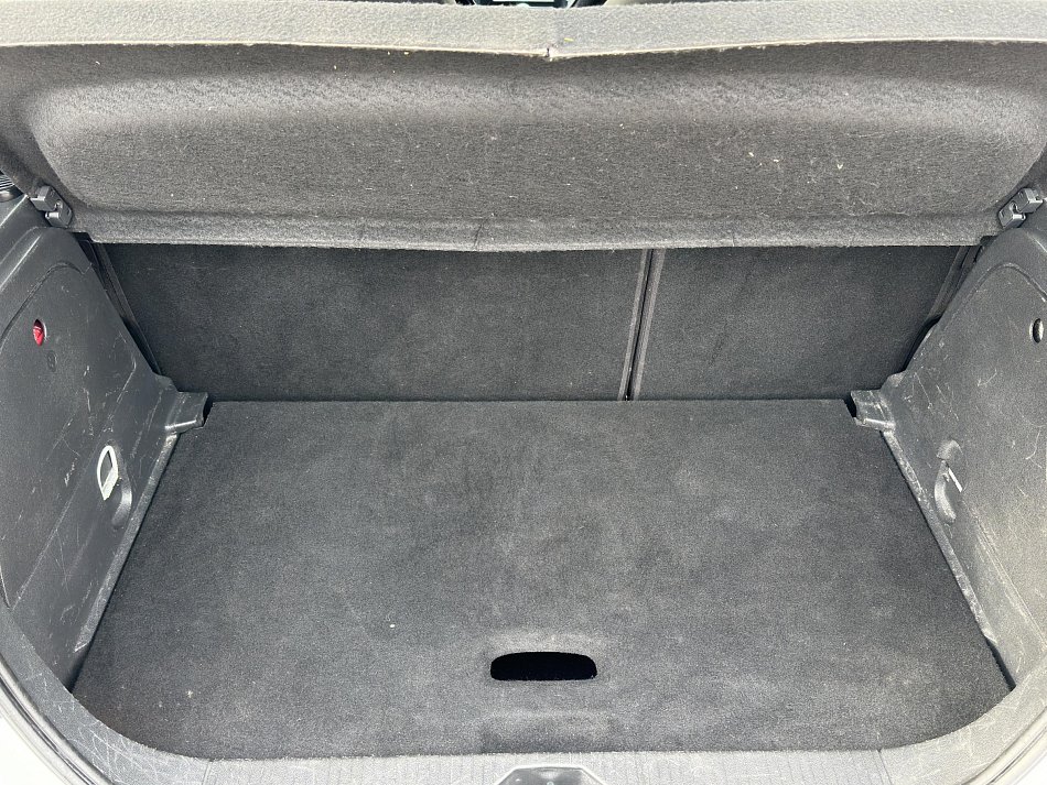 Opel Corsa 1.4i Edition