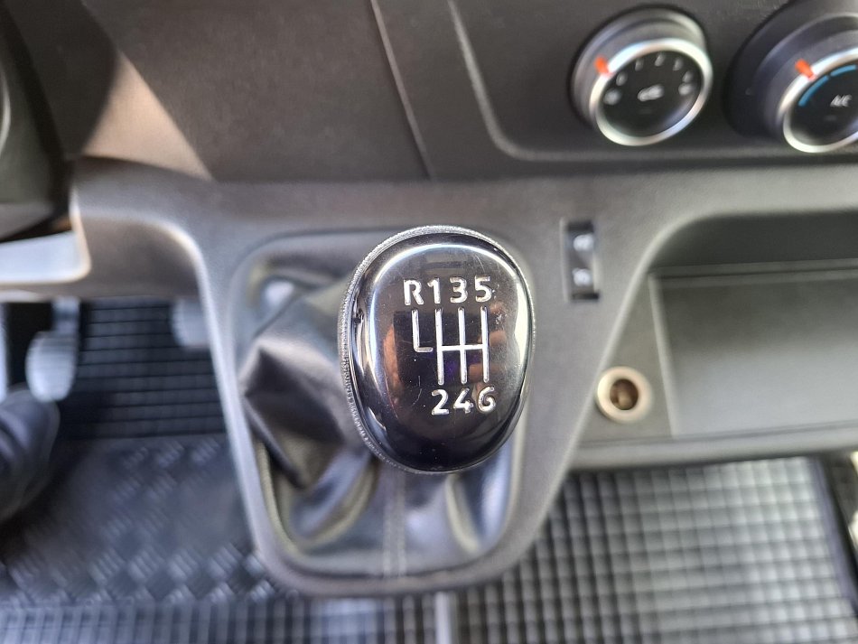 Renault Master 2.3dCi Cool L3H2