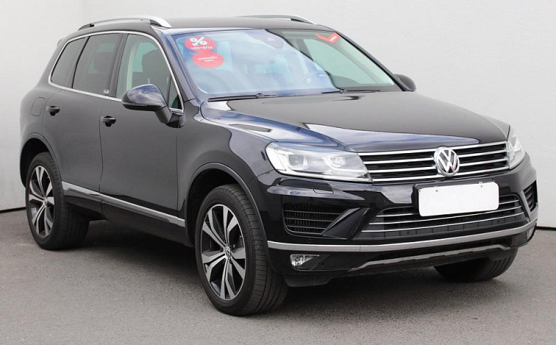 Volkswagen Touareg 3.0 TDi R-Line 4M