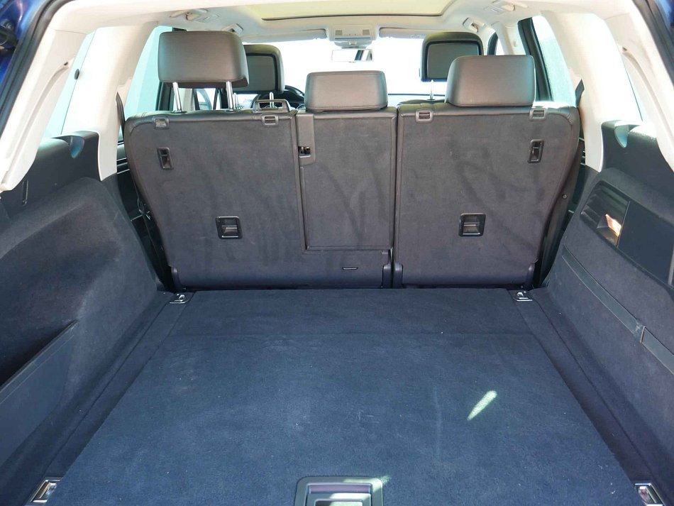 Volkswagen Touareg 3.0 TDi R-Line 4Motion